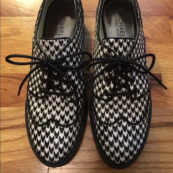 Michael Kors Lace Up Edison Oxfords sz8 - Picture 2 of 5